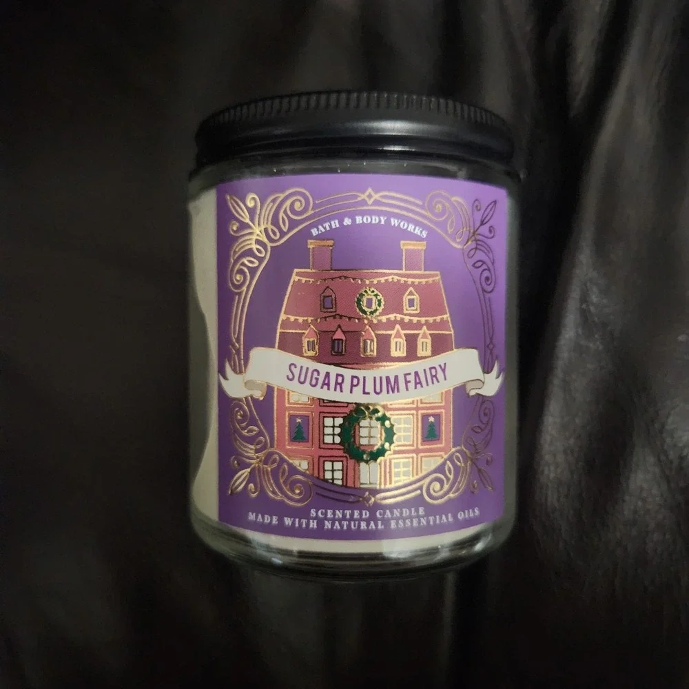Sugar Plum Fairy Bath & Body Works Single Wick Jar Candle 7oz Brand New Limited - Picture 3 of 8